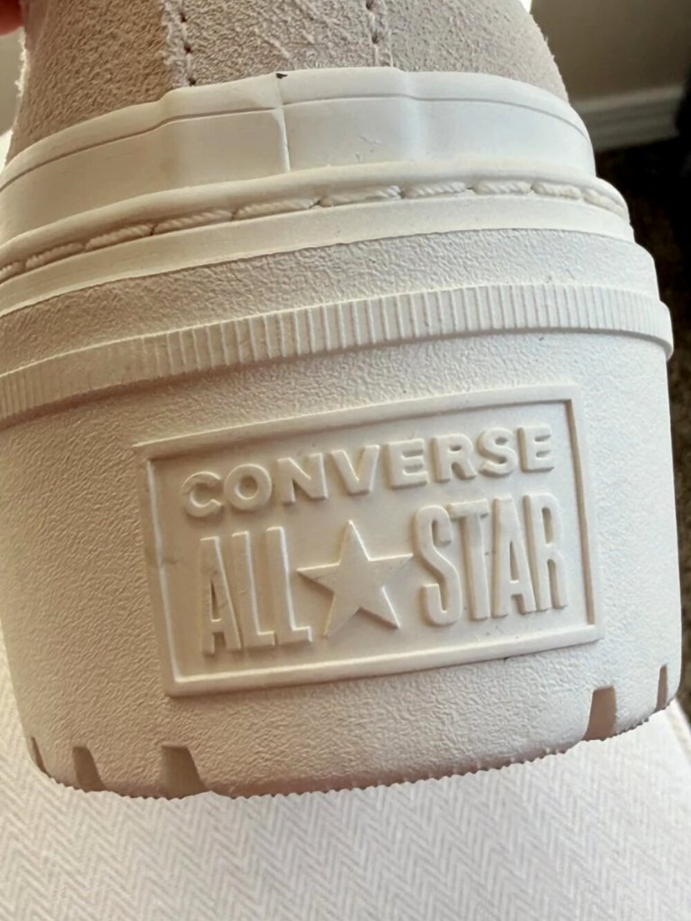 Converse Chuck Taylor All Star Lugged Heel Loafer Suede Tassel Beige 8.5 New - Picture 8 of 16